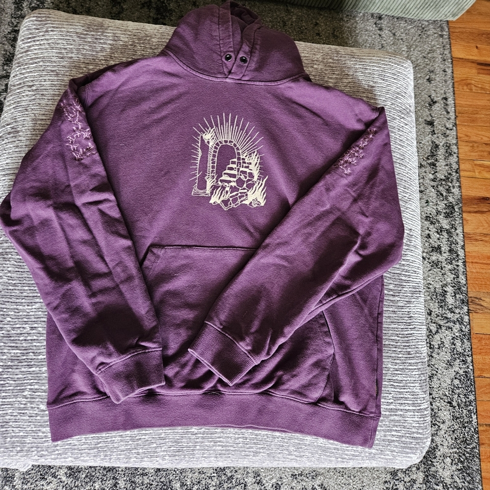 Purple volcom hoodie